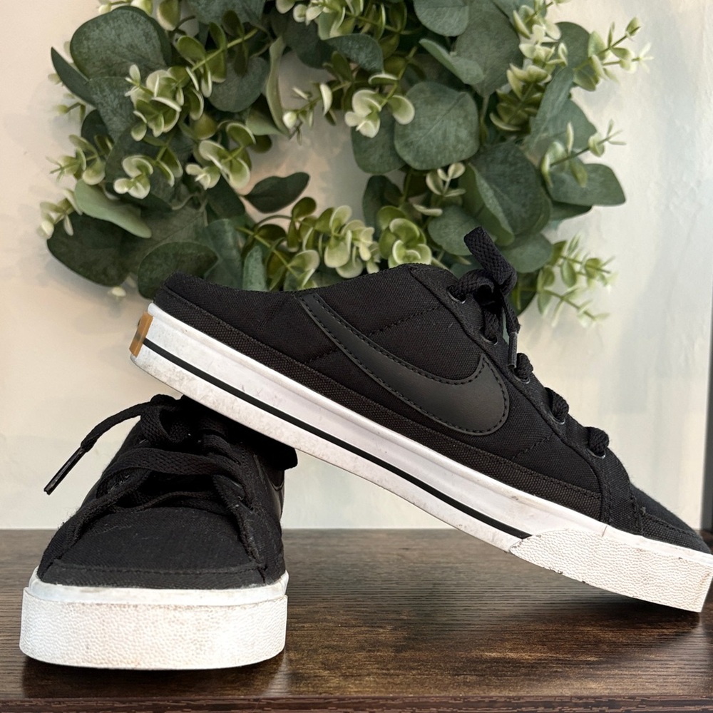 Nike Court Legacy Mule Sneakers